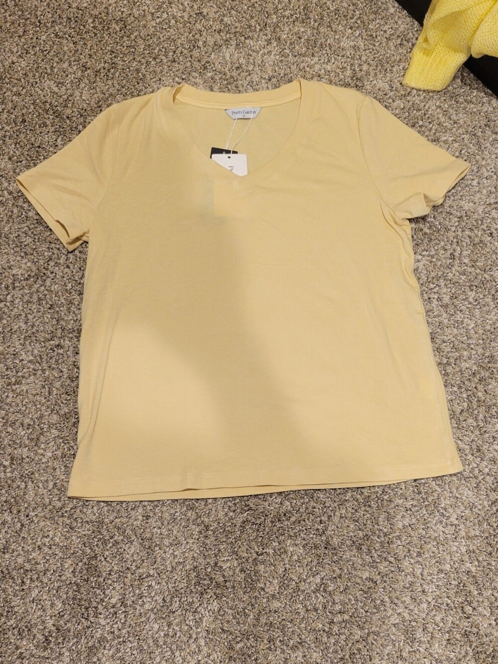 Pretty Garden Nwt Yellow V-Neck Tee